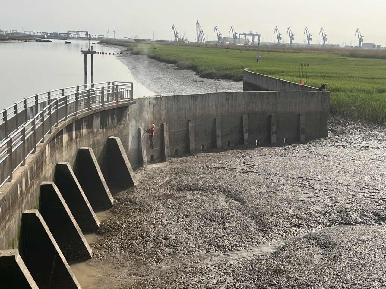 南北闸施工前.jpg 南北闸施工前.jpg