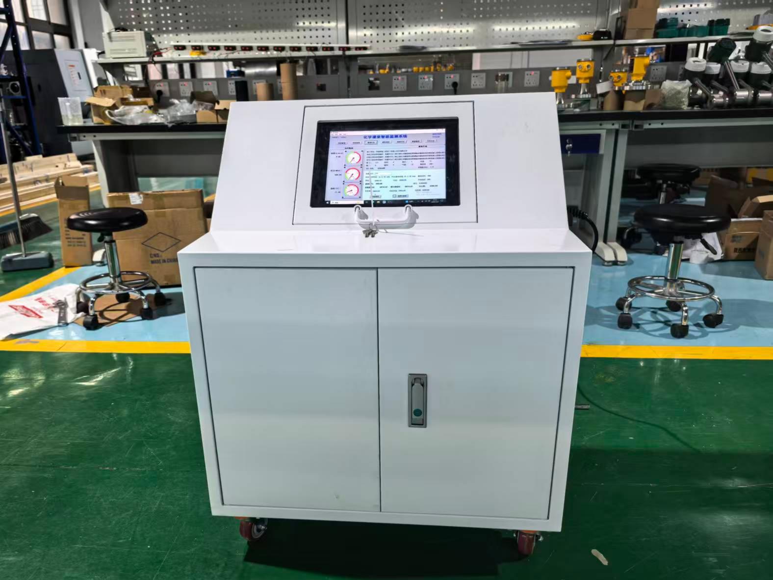 设备外观 (3).jpg